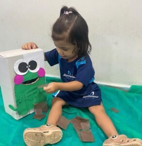 O Maternal Baby participou da atividade “Alimente o Sapinho”.